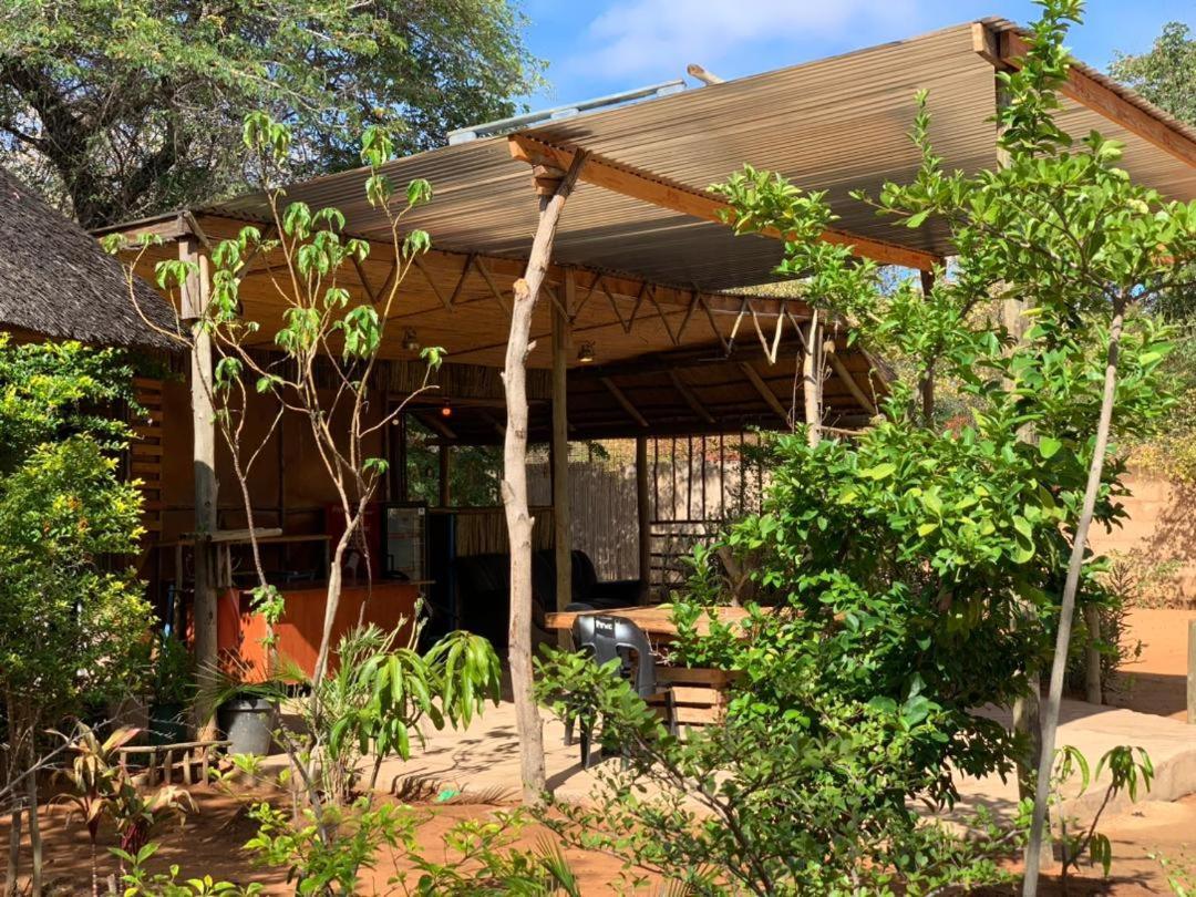 Jungle Breeze Home Stay Касане Екстер'єр фото